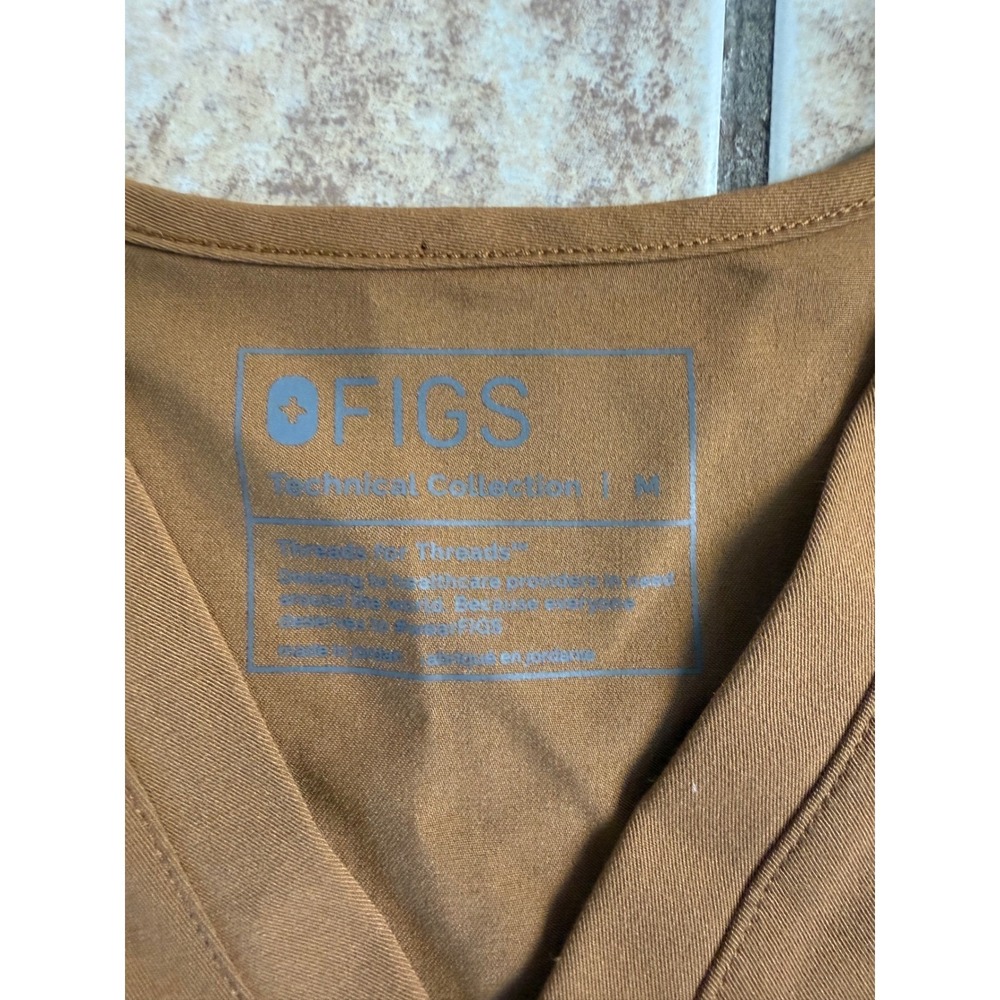 Figs Scrubs Catarina Top Kade Straight Leg Cargo Pants Set Earth Womens Medium - Picture 4 of 11